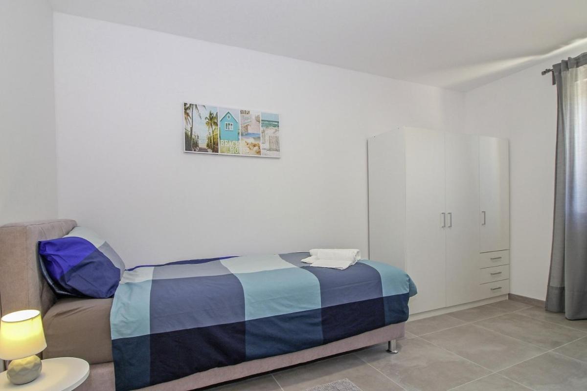 Natascha In Pamici - Haus Fuer 6 Personen Villa Zminj Ngoại thất bức ảnh
